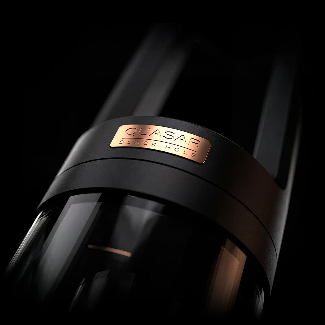 Quasar Arguile Black Edition badge close-up